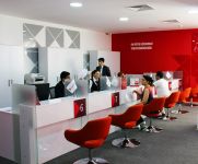 "Kapital Bank"ın yeni konsepsiyalı ilk filialı (FOTO)