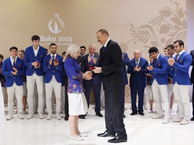 Birinci Avropa Oyunlarının təşkilində böyük xidmətlərinə görə Mehriban Əliyeva “Heydər Əliyev” ordeni ilə təltif edilib (FOTO)