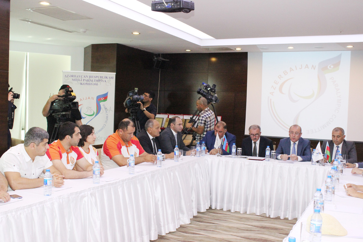 В Баку прошла церемония чествования паралимпийцев - медалистов Евроигр (ФОТО)