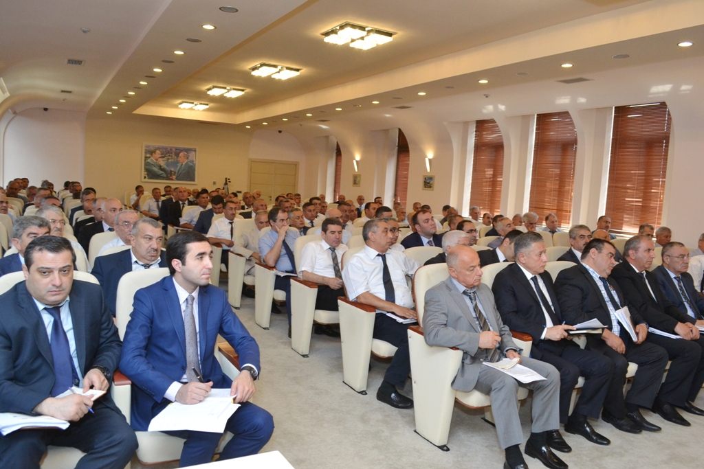 "Azərişıq" ASC-də toplantı keçirilib (FOTO)