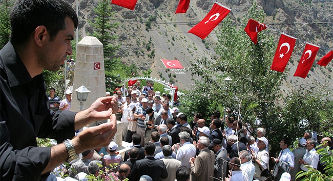 Turkey remembers Basbaglar massacre