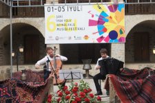 Польские музыканты восхищены красотами Шеки (ФОТО)