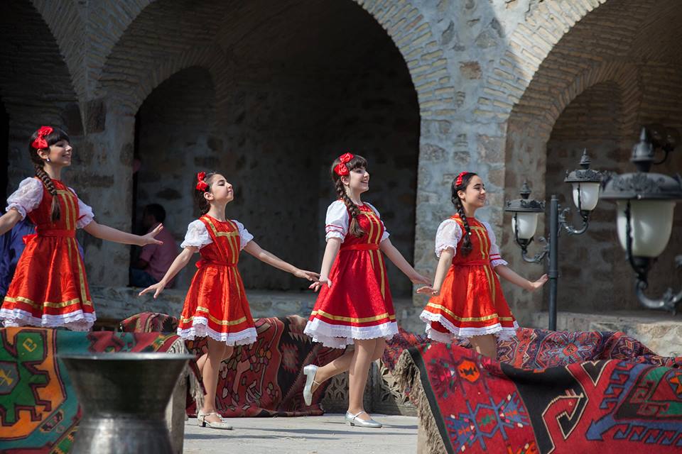 Зажигательный и колоритный праздник народностей Азербайджана (ФОТО)