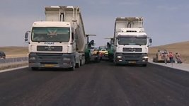 Продолжаются работы по расширению участка автодороги Баку-Шамахы