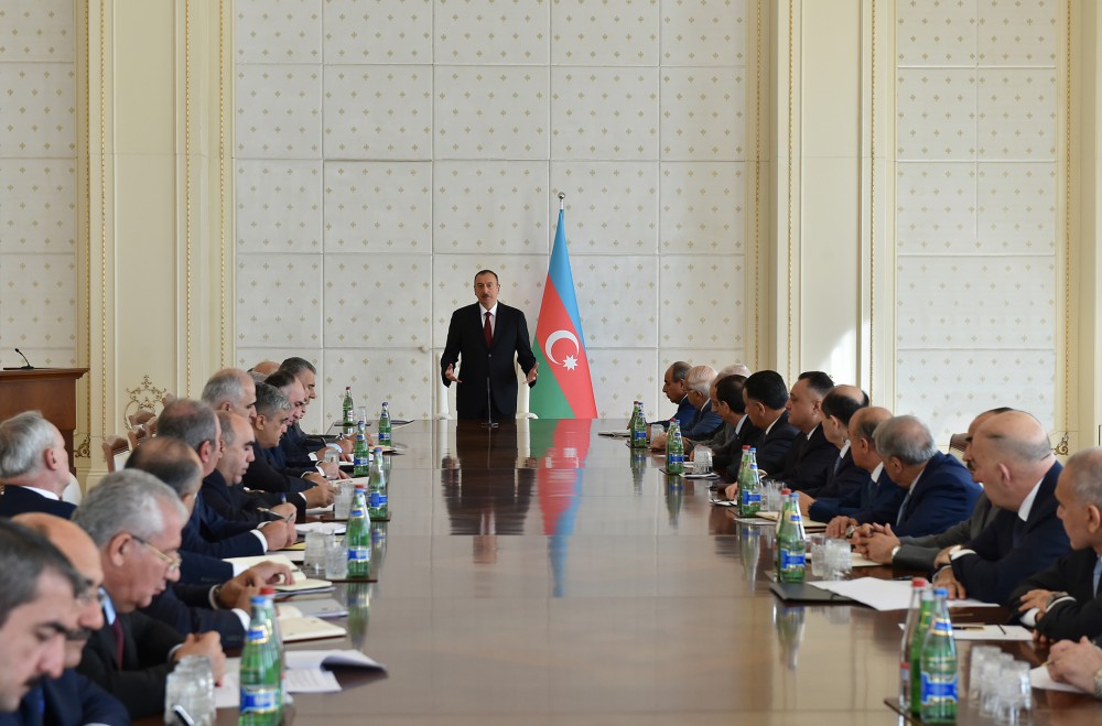 Президент Ильхам Алиев: Азербайджан – очень привлекательная страна для инвестиций, и иностранные инвестиции защищаются на должном уровне