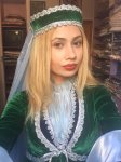 Представительница России выйдет на подиум в азербайджанском платье (ФОТО)
