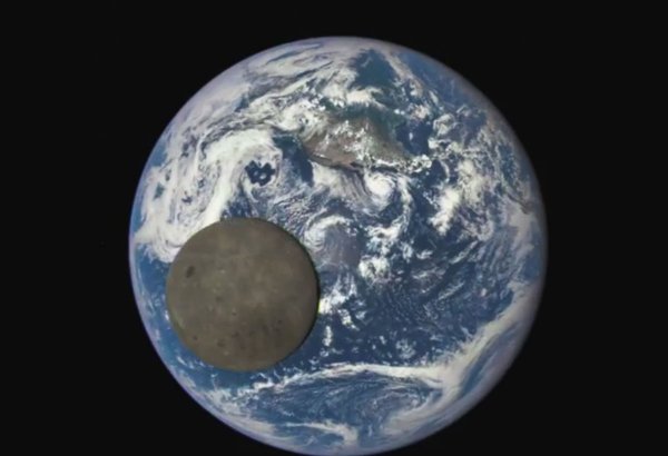 Ayın görmədiyimiz tərəfi (FOTO/VİDEO)