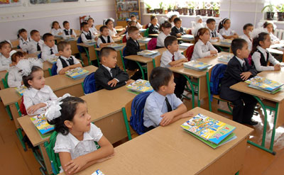 Учащихся школ Азербайджана обеспечат новыми учебниками