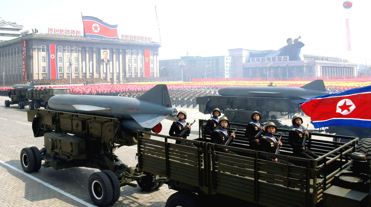 Лидер КНДР приказал привести войска в полную боевую готовность