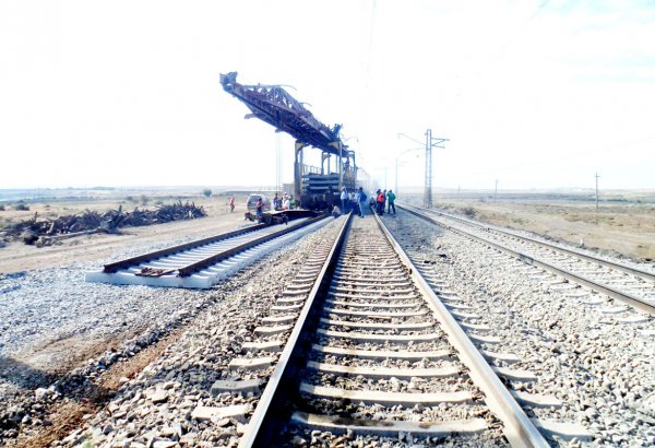 Иран строит железную дорогу в рамках "Север-Юг"