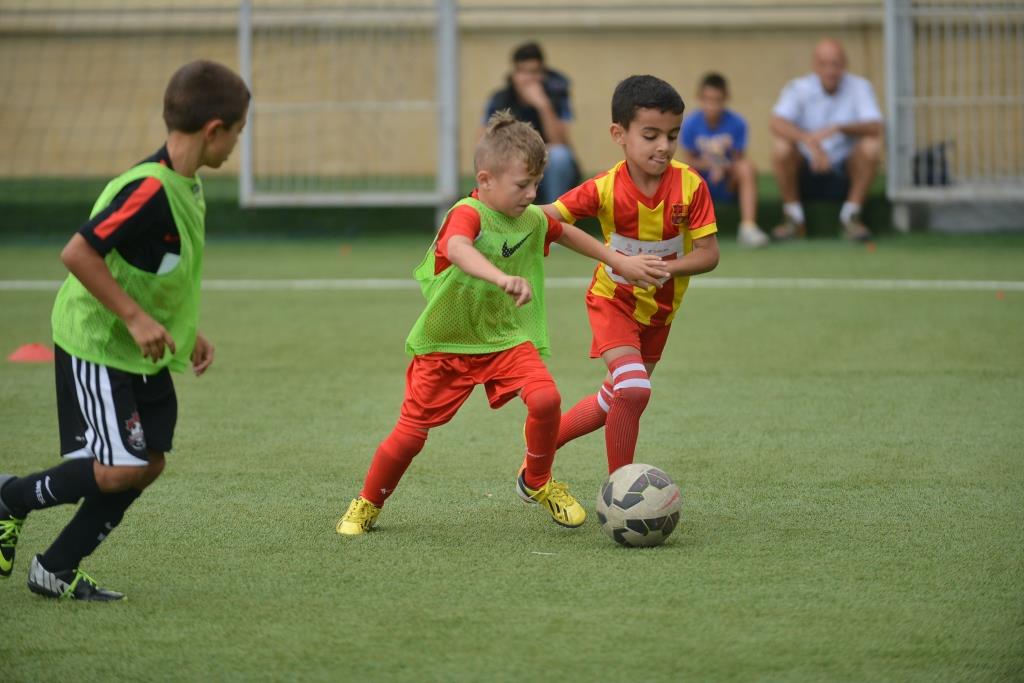 "Mançester Yunayted Futbol Məktəbi"nə növbəti seçim başlanır