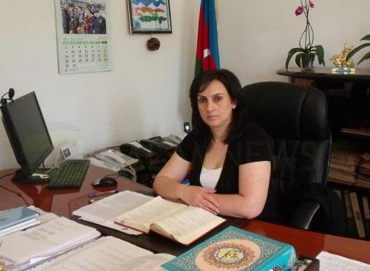 В Азербайджане освобождена от должности глава госслужбы