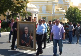 Габиля Алиева аплодисментами проводили в последний путь (ФОТО)