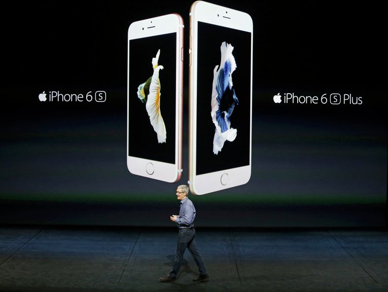 Apple releases new products in San Francisco (PHOTO)