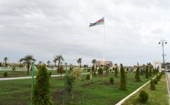 Prezident İlham Əliyev Kürdəmirdə Bayraq Meydanının açılışında iştirak edib (FOTO)