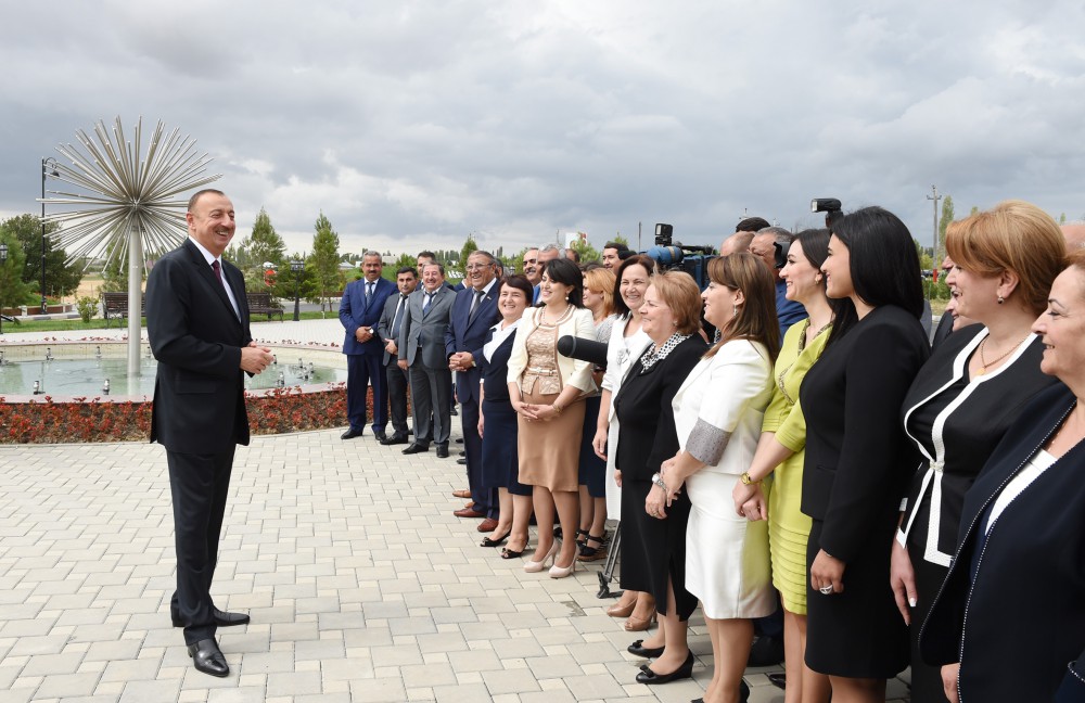 Президент Ильхам Алиев: Фашизм вновь поднимает голову в Европе