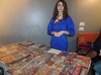 Аллюзии азербайджанских ковров, или селфи на фоне портрета Эльчина Азизова (ФОТО)
