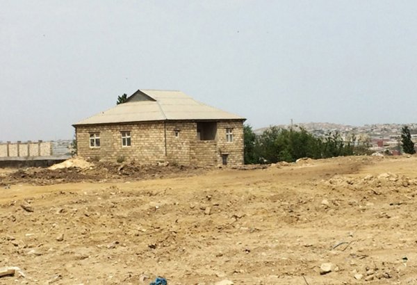В Баку пресекается незаконное строительство