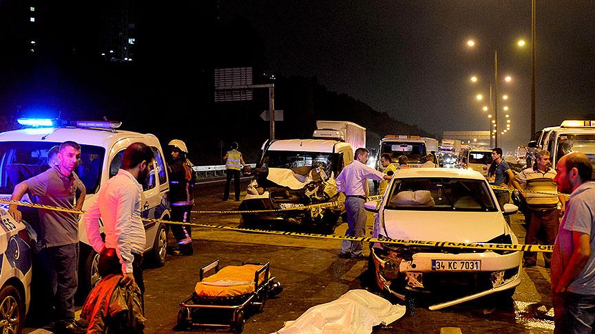 Manisa'da trafik kazasında 7 kişi yaralandı