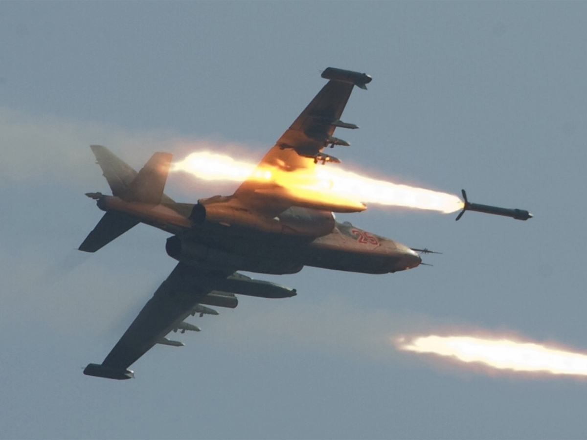Россия начала наносить авиаудары по Сирии - США