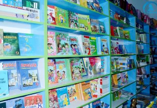 В Азербайджане новые школьные учебники будут розданы до 6 сентября
