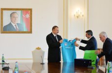 Президент Ильхам Алиев: Азербайджан снова впишет свое имя в историю