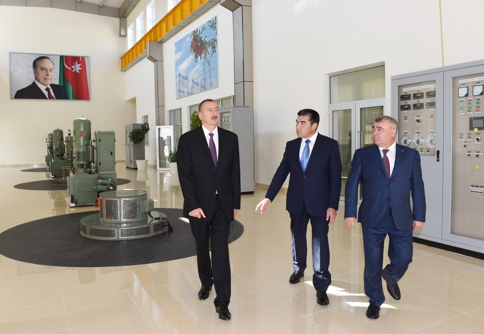 İlham Əliyev “Göyçay” Su Elektrik Stansiyasının açılışında iştirak edib (FOTO)