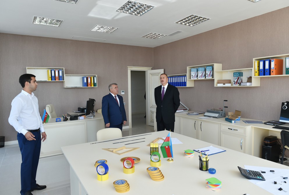 Президент Азербайджана принял участие в открытии Молодежного центра в Гейчае (ФОТО)