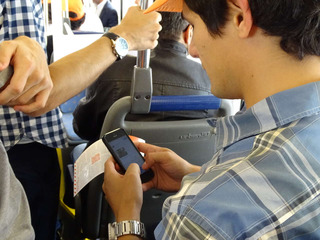 Bakı avtobuslarında Wi-Fi nə vaxt tətbiq olunacaq?