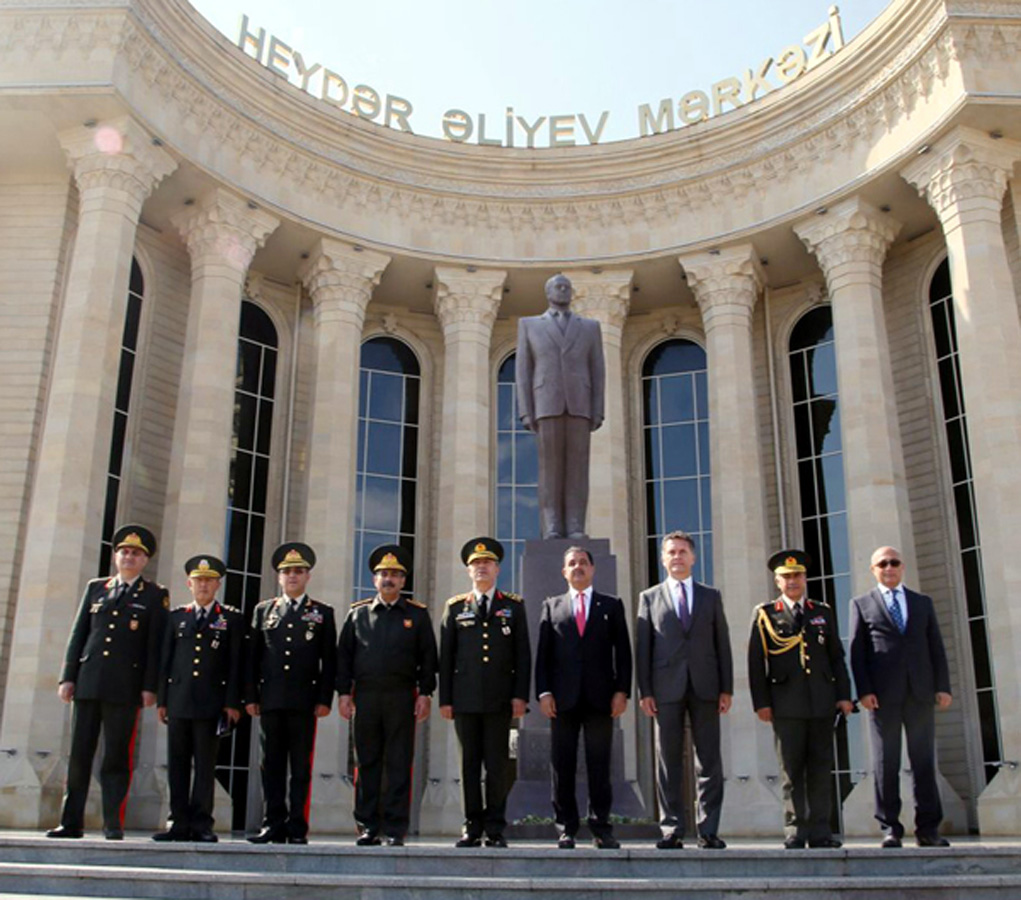 Глава Генштаба ВС Турции посетил Шамкирское военное соединение