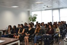 Nikoyl Bank обучает молодежь финансовой грамотности