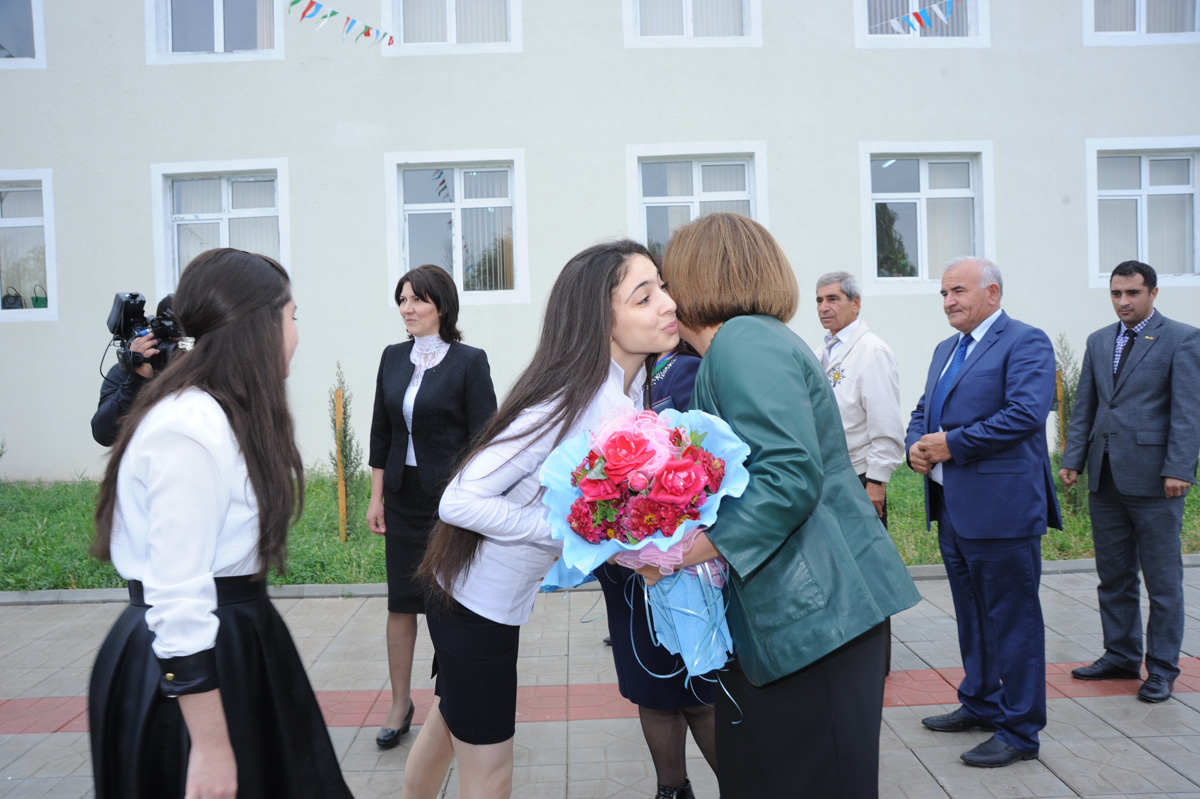 "Bahar Muradova bu siyasətin önündə gedir" (FOTO)