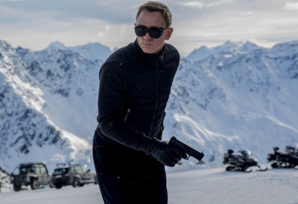 10 кассовых фильмов про агента 007 (ФОТО)