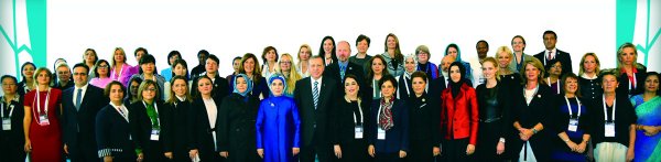Глава AMCHAM Azerbaijan выступила на саммите "Женской двадцатки" в Стамбуле