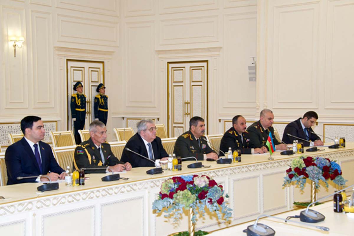 Azerbaijan, Kazakhstan sign military cooperation plan-2016