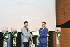 “Azərbaycan ailəsi-2015” film festivalının qalibləri mükafatlandırılıblar (FOTO)