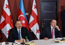Azərbaycan və Gürcüstan prezidentləri Marneulidə “Çay evi” tədris mərkəzi ilə tanış olublar (FOTO)