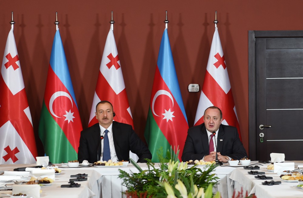 Azerbaijani, Georgian presidents visit "Tea house" training center in Marneuli