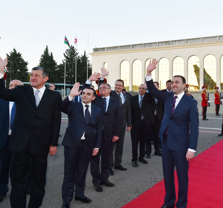 Prezident İlham Əliyevin Gürcüstana səfəri başa çatıb (FOTO)