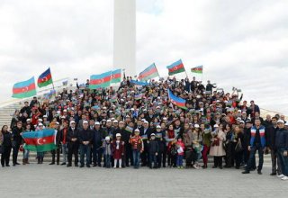 В Баку пройдет шествие, посвященное Дню Государственного флага