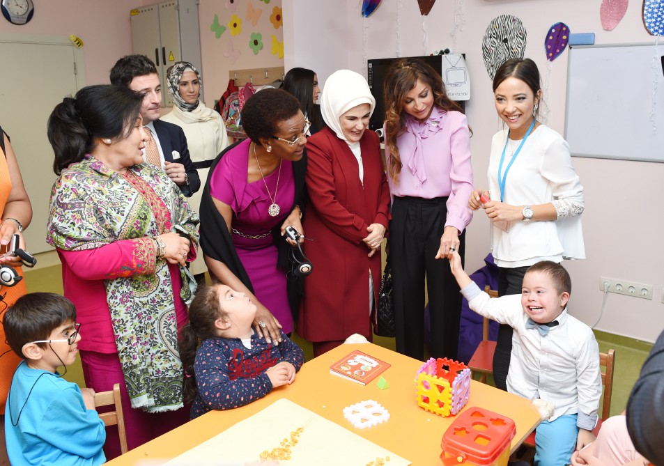 Azerbaijan’s First Lady visits Rehabilitation Center For Persons with Disabilities in Antalya (PHOTO)