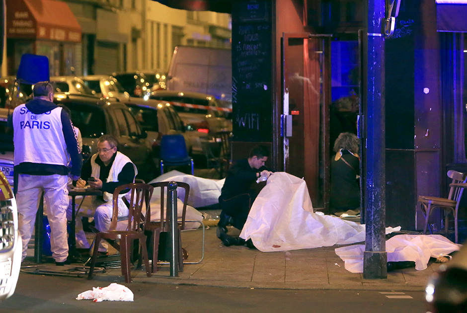 Parisdə terror aktları: 128 ölü, 250 yaralı (ƏLAVƏ OLUNUB-3) (FOTO) - Gallery Image