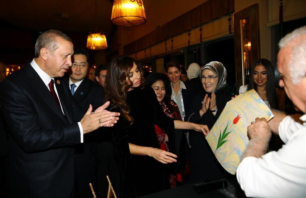 President Ilham Aliyev, his spouse Mehriban Aliyeva attended the official dinner in Antalya (PHOTO)