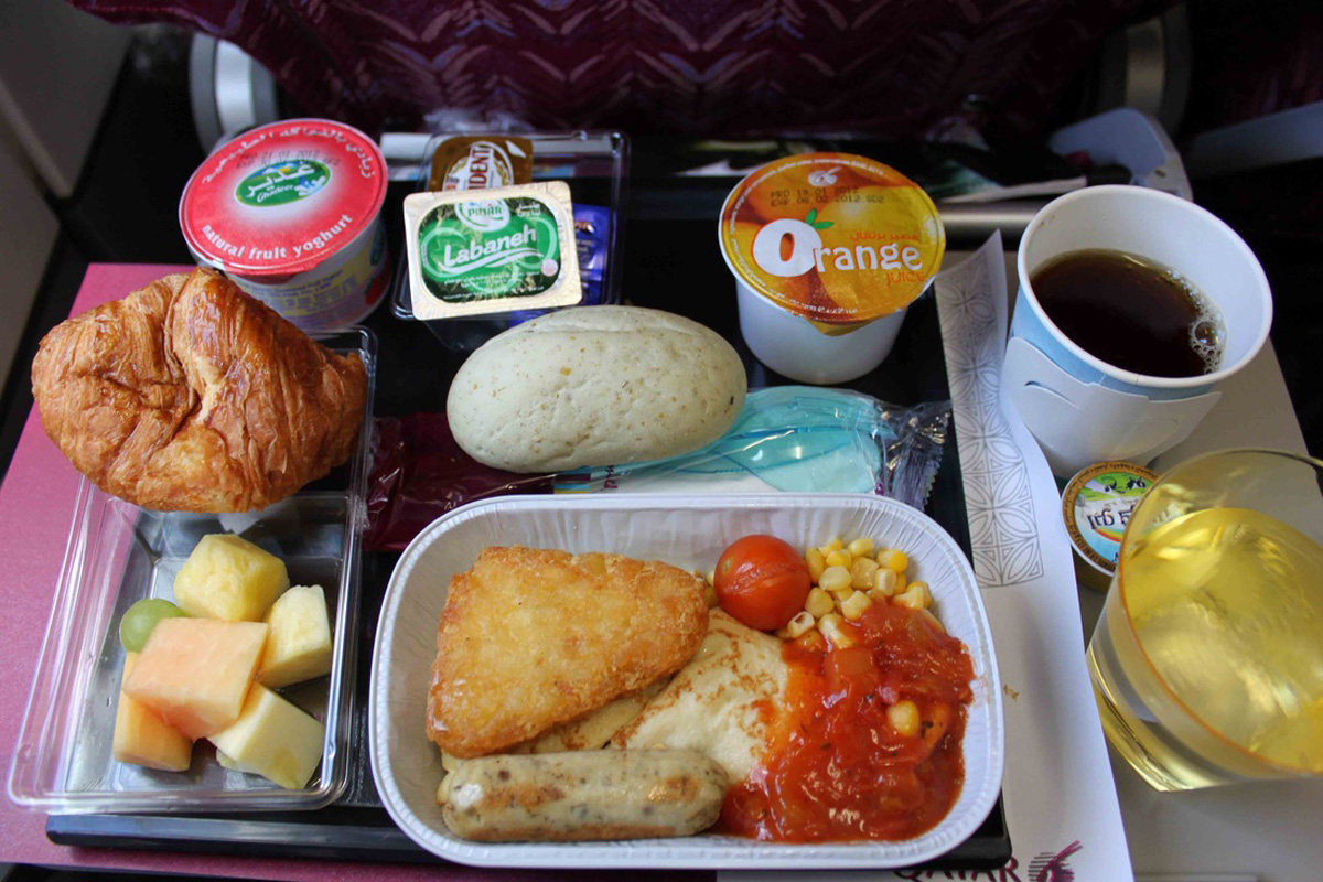 Азербайджанцы во Вьетнаме: Qatar Airways, или лучший период для отдыха (ФОТО, часть 1)