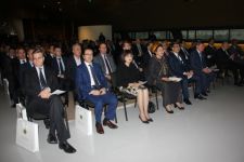 Bakıda Türkmənistan Prezidentinin kitabının təqdimatı olub (FOTO) - Gallery Thumbnail