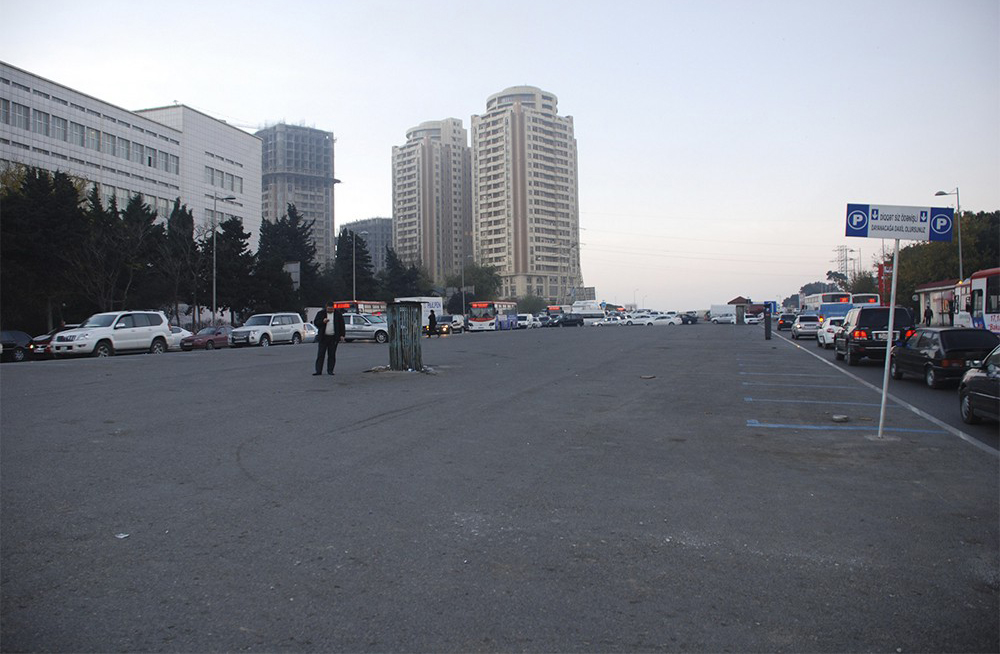 “Şamaxinka”da parklanma yeri ləğv olundu (FOTO) - Gallery Image