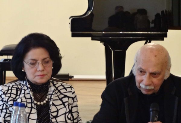 Автор музыки к "Мимино" приехал в Баку (ФОТО)