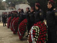 Terörcüler ile çatışmada yaşamını kaybeden Azerbaycan polisleri son yolculuğuna uğurlandı