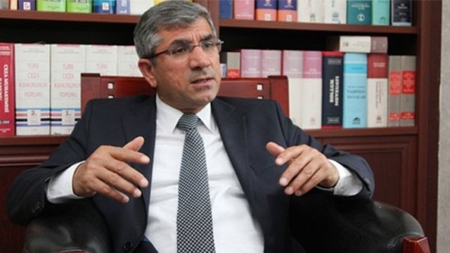 Diyarbakırda Çatışma: Baro Başkanı öldü
