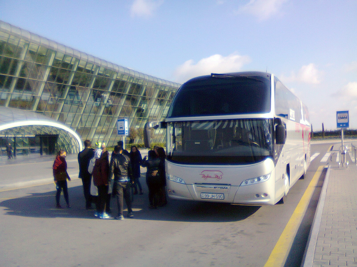 Bakıda yeni alman avtobusları istifadəyə verildi (FOTO)